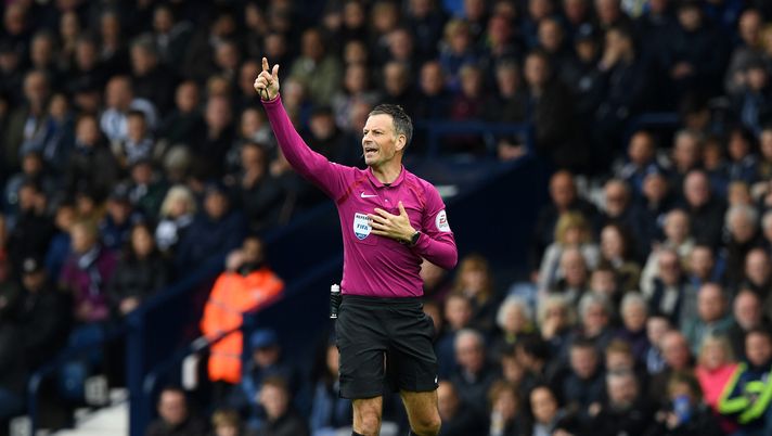 Il cartellino giallo che prende fuoco: Max Fosh incanta a Wembley – LA FOTO - immagine 1
