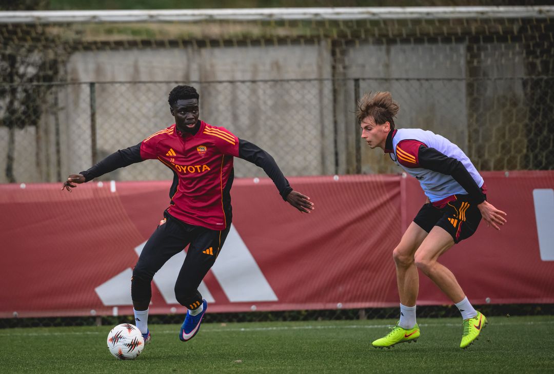 Trigoria, l’allenamento a -2 dal Panathinaikos e la visita di Montella – FOTO GALLERY - immagine 7