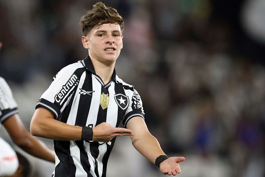 Alvaro Montoro con la maglia del Botafogo